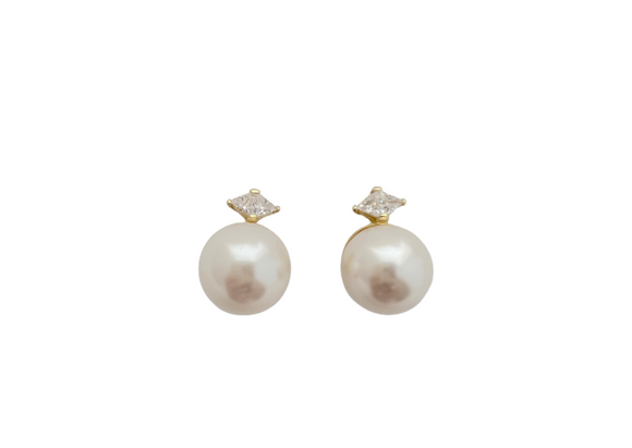 Annalyse Pearl Earrings