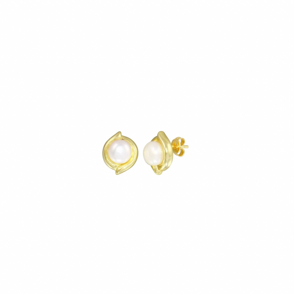 Susy Pearl Stud Earrings
